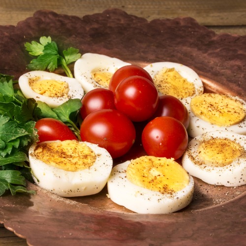 صبحانه تخم مرغ آب پز