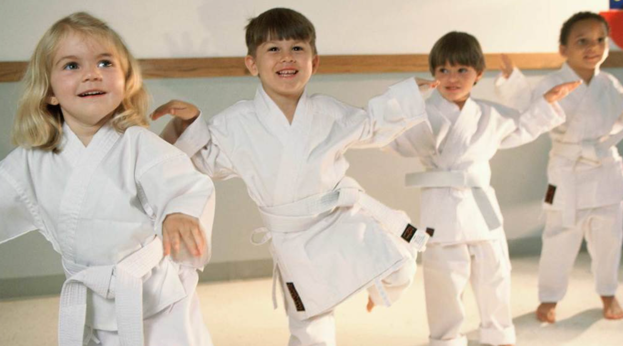 بهترین ورزش برای بالا بردن اعتماد به نفس کودکان | رنگ زندگی بهترین ورزش برای بالا بردن اعتماد به نفس کودکان