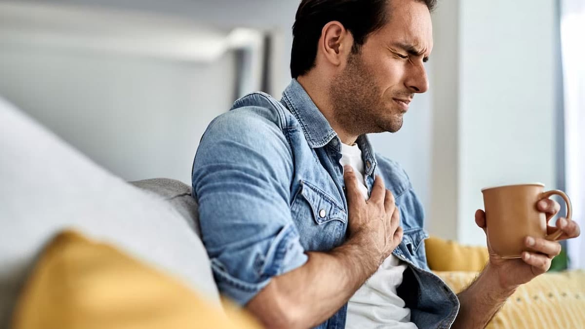 آیا قهوه باعث تپش قلب می شود آیا قهوه باعث تپش قلب می شود