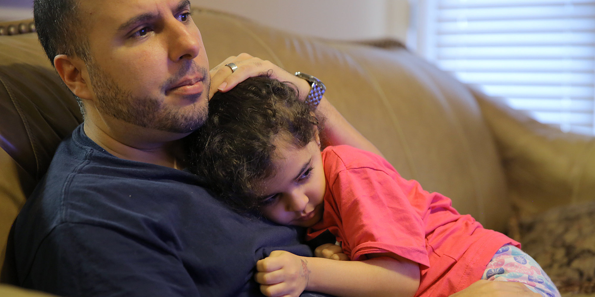 چرا حضور پدر در تربیت اخلاقی دختران اهمیت دارد | رنگ زندگی چرا حضور پدر در تربیت اخلاقی دختران اهمیت دارد