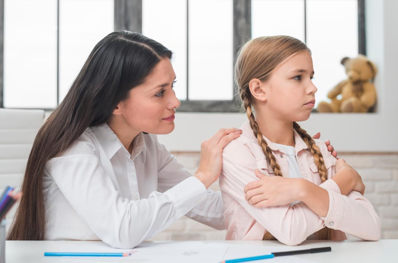 نقش مقایسه با دیگران در کاهش اعتماد به نفس | رنگ زندگی نقش مقایسه با دیگران در کاهش اعتماد به نفس